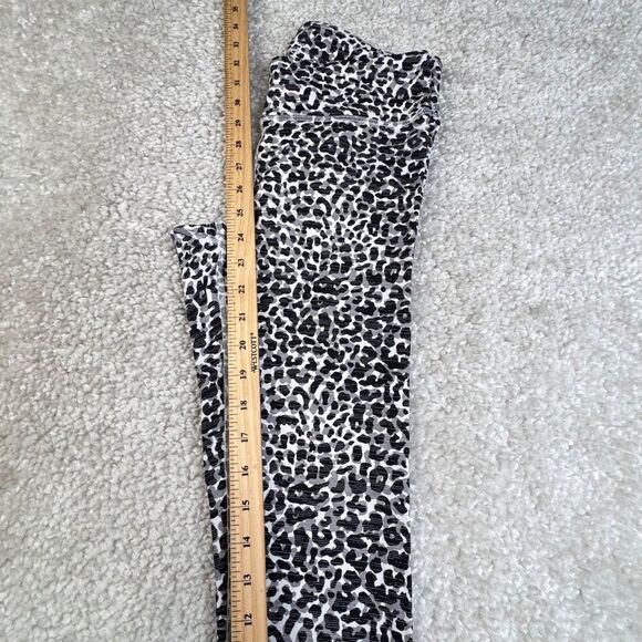 Outdoor Voices Snow Leopard Flex 7/8 Legging - Picture 8 of 9